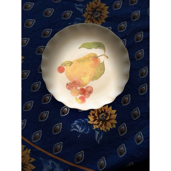 Crate & Barrel Harvest Fruit plate pear - Picture 4 of 5